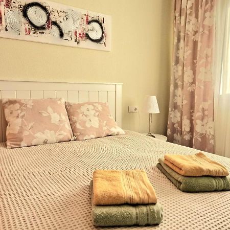 Cozy Apartment With Sea View Торрев'єха Екстер'єр фото