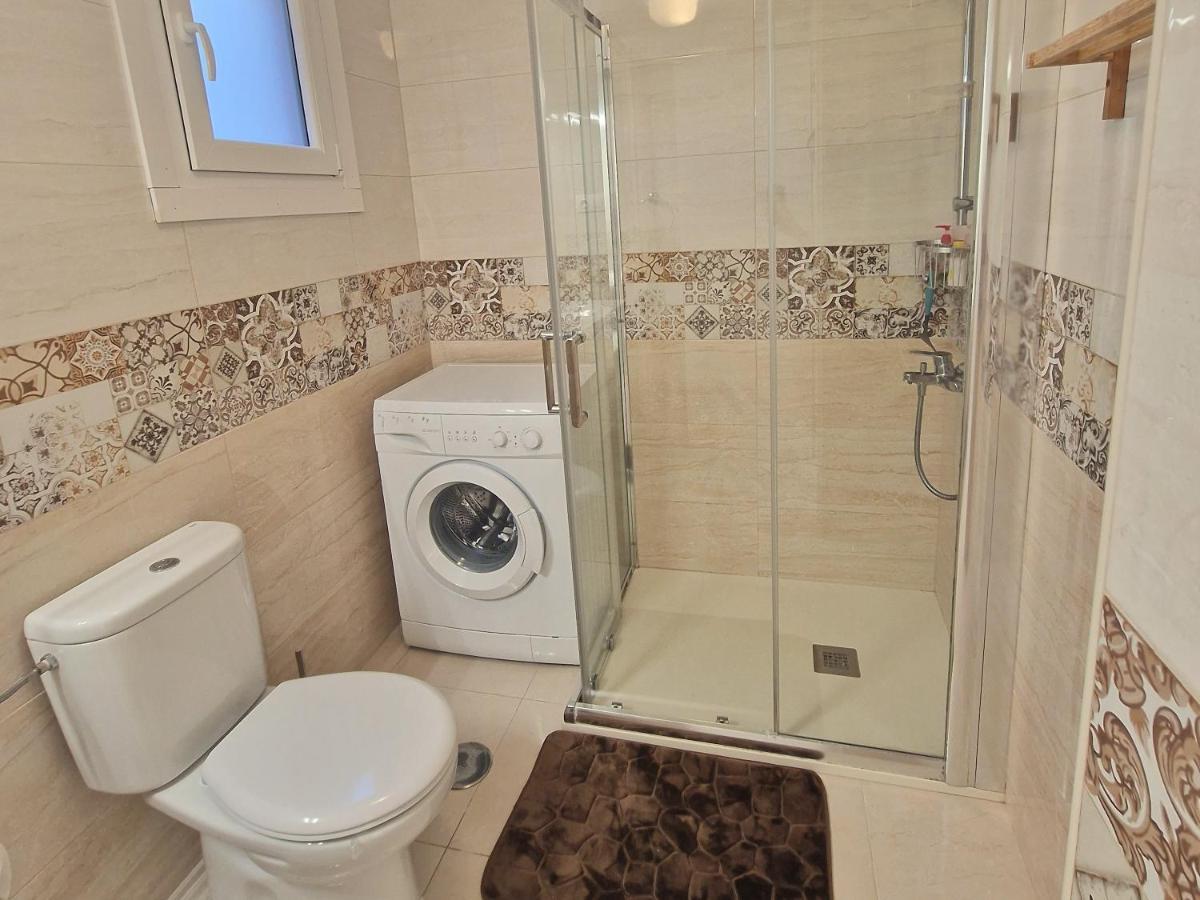 Cozy Apartment With Sea View Торрев'єха Екстер'єр фото